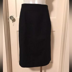 Evan Picone Size 10 Black Lined Wool Skirt Back Zip Nice
